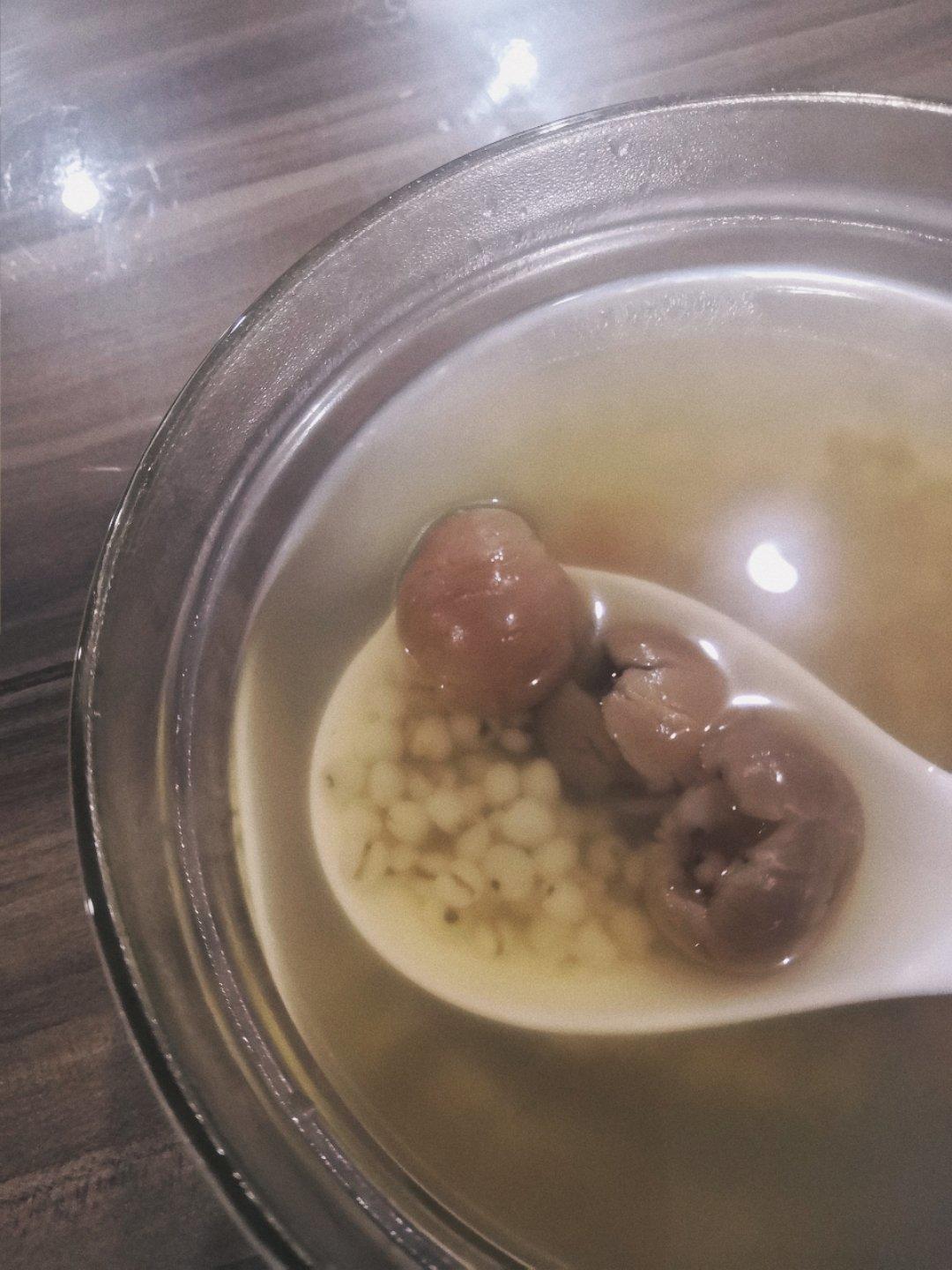 红豆薏仁龙眼养颜汤