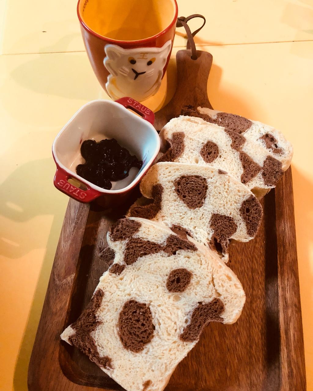 呆萌奶牛吐司