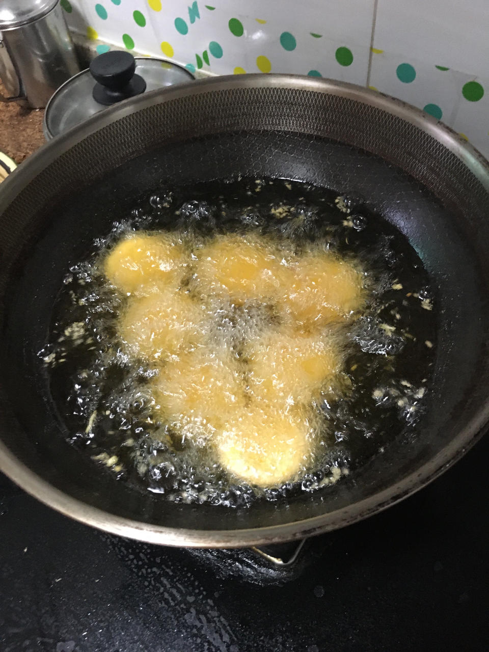 消耗南瓜神仙吃法——南瓜饼做成空心才好吃！