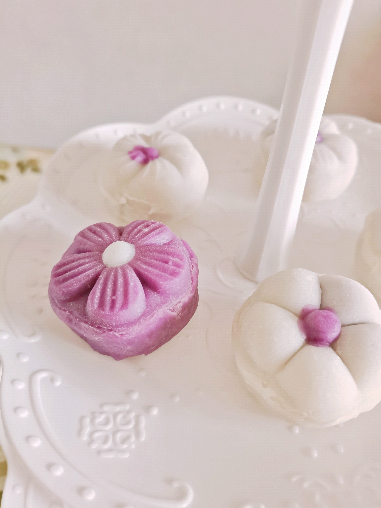 一次就成功的芋泥紫薯冰皮月饼，值得一试！
