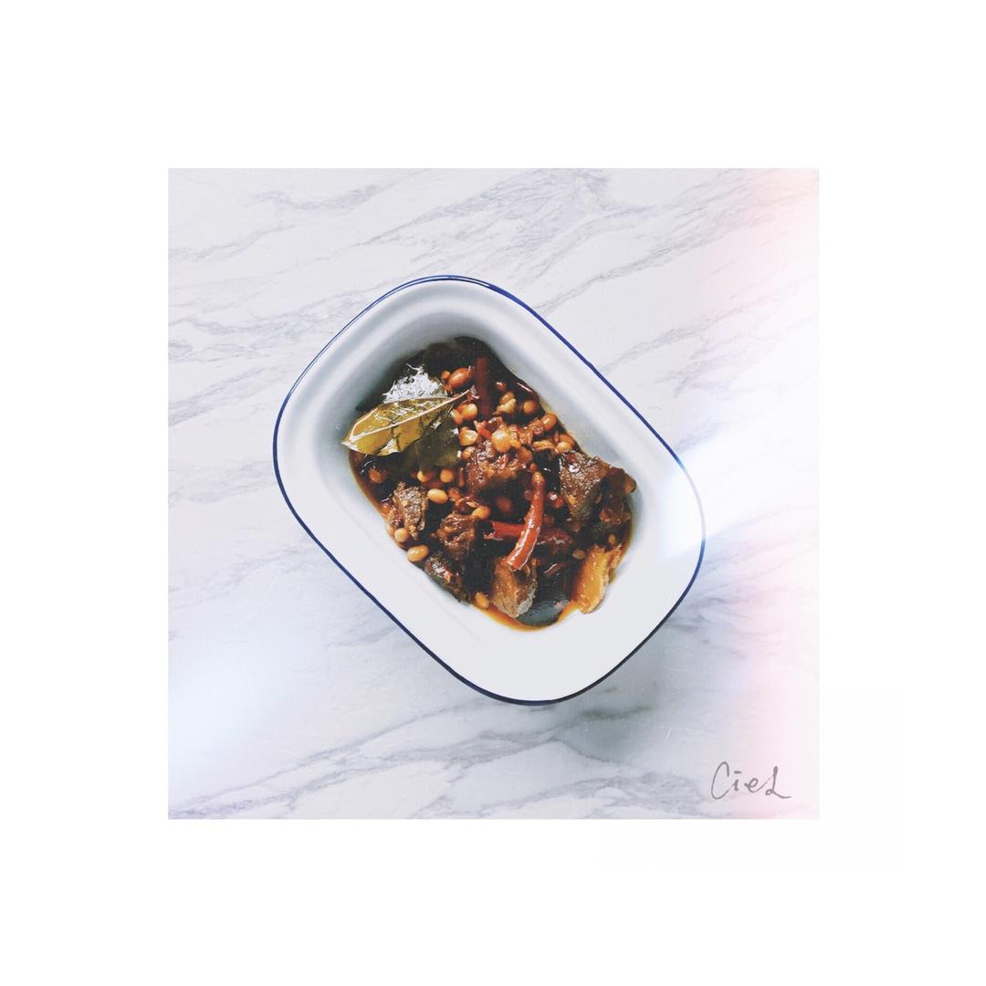 重庆人的红烧牛肉配黄豆 ~~~ 记录下我妈的拿手川菜