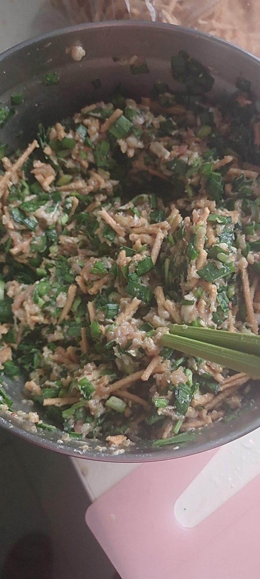 油馓子韭菜鸡蛋饺子