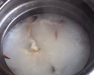 快手海鲜粥的做法 步骤2