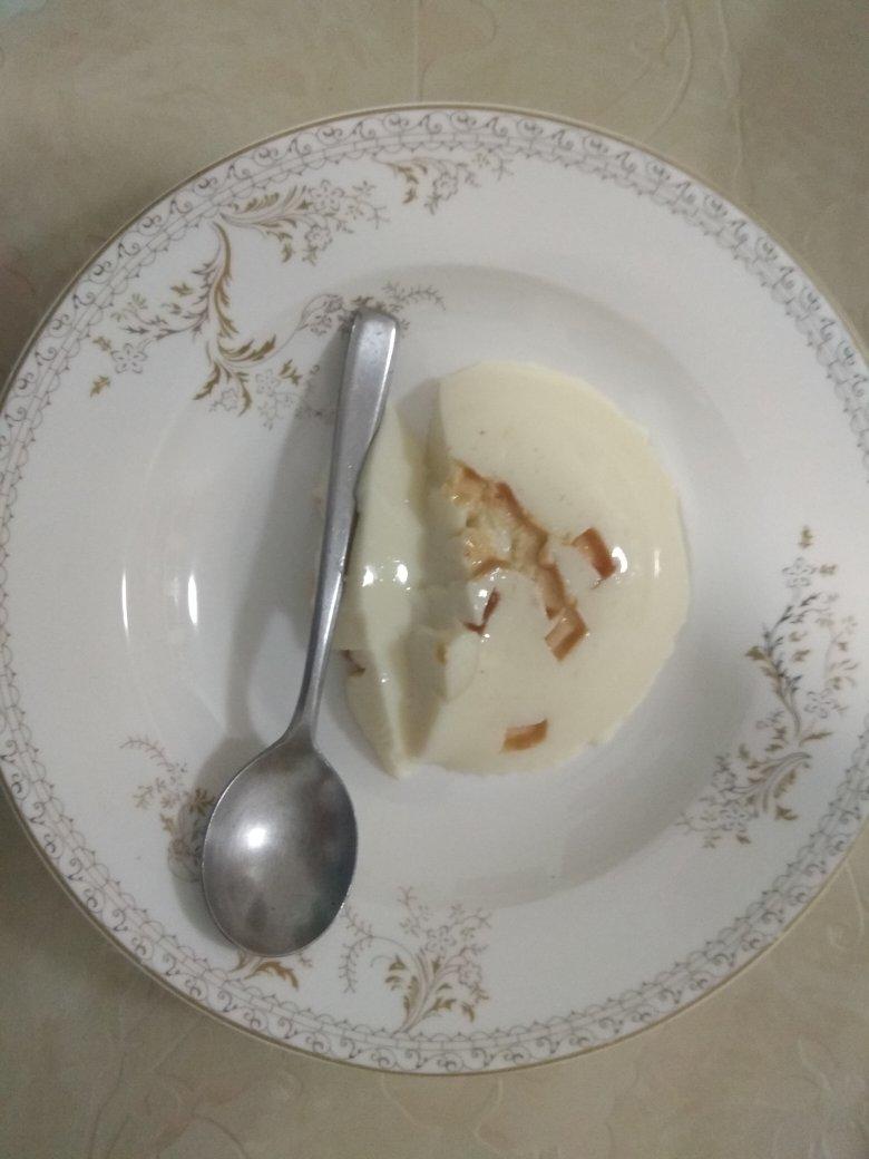 牛奶芒果布丁（2分钟搞定）