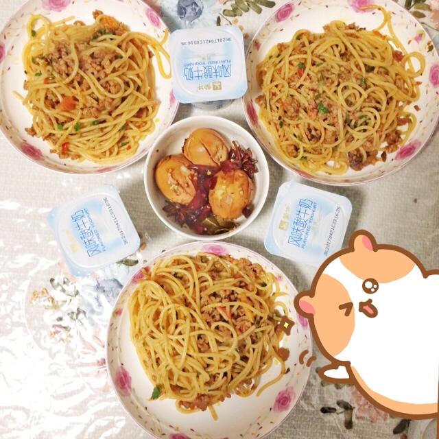 番茄肉酱意大利面