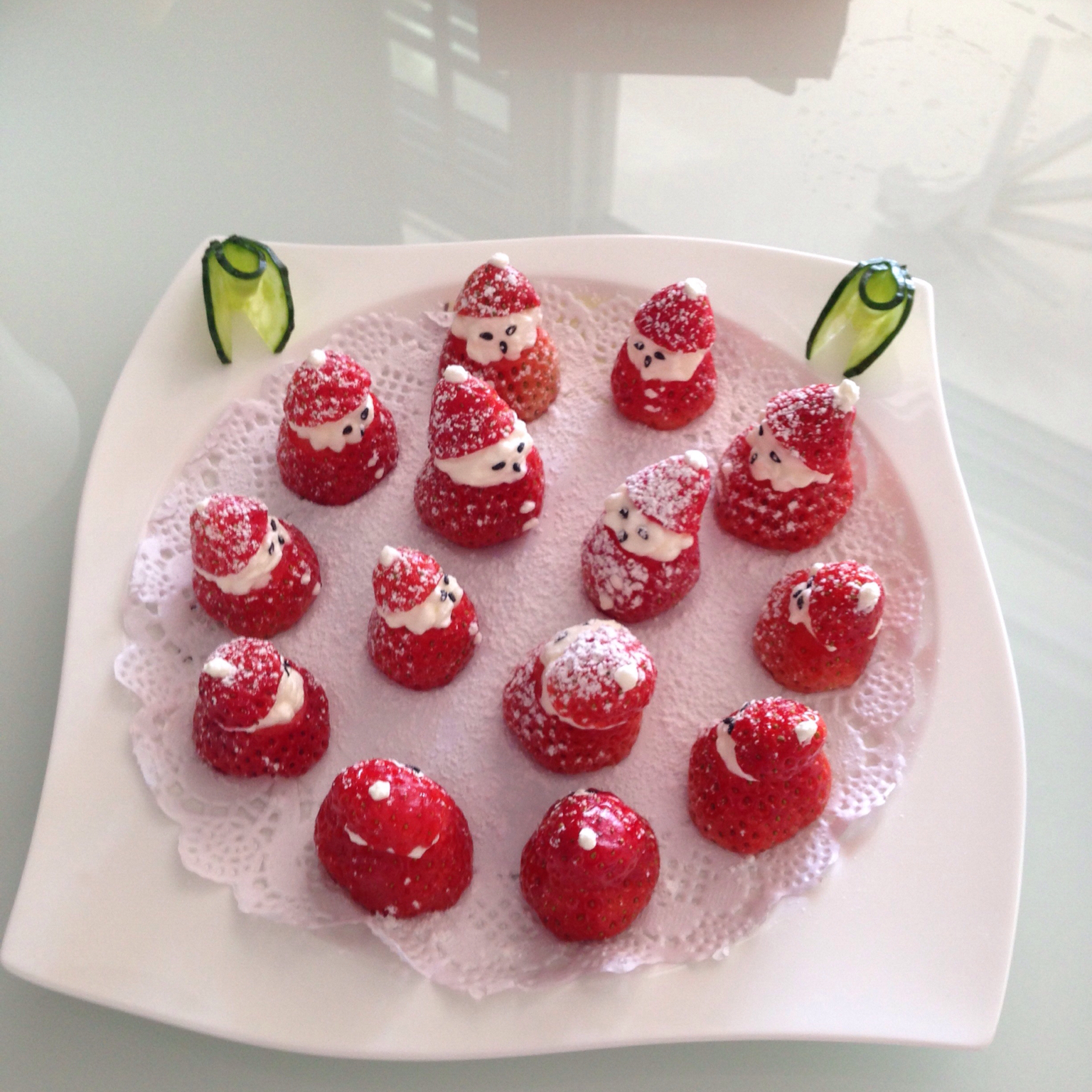 草莓圣诞老人、圣诞雪人