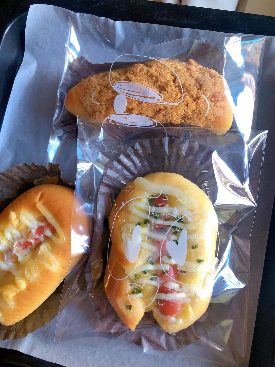 一个面团撑起一家店的台式面包—香肠面包