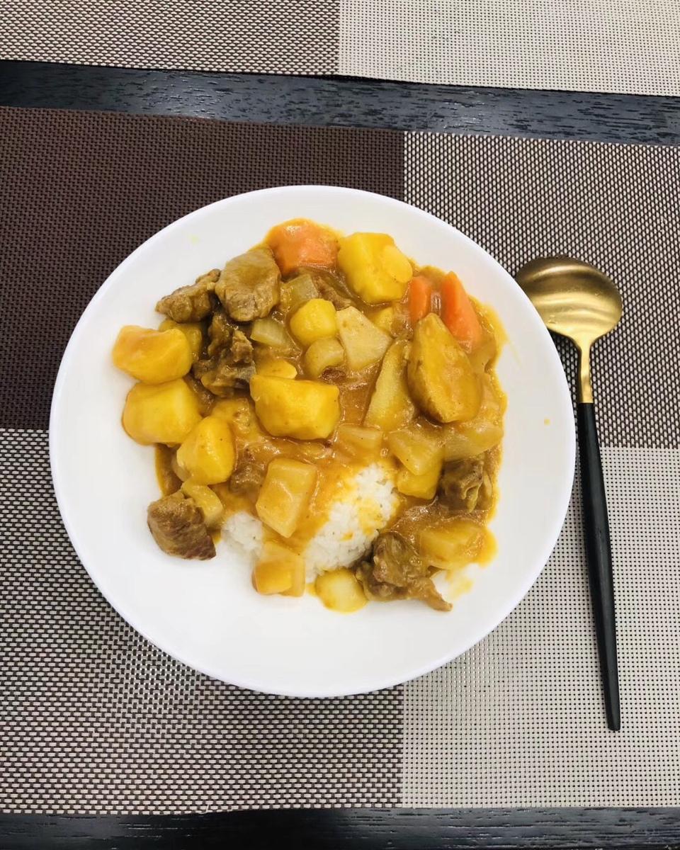 咖喱牛腩饭