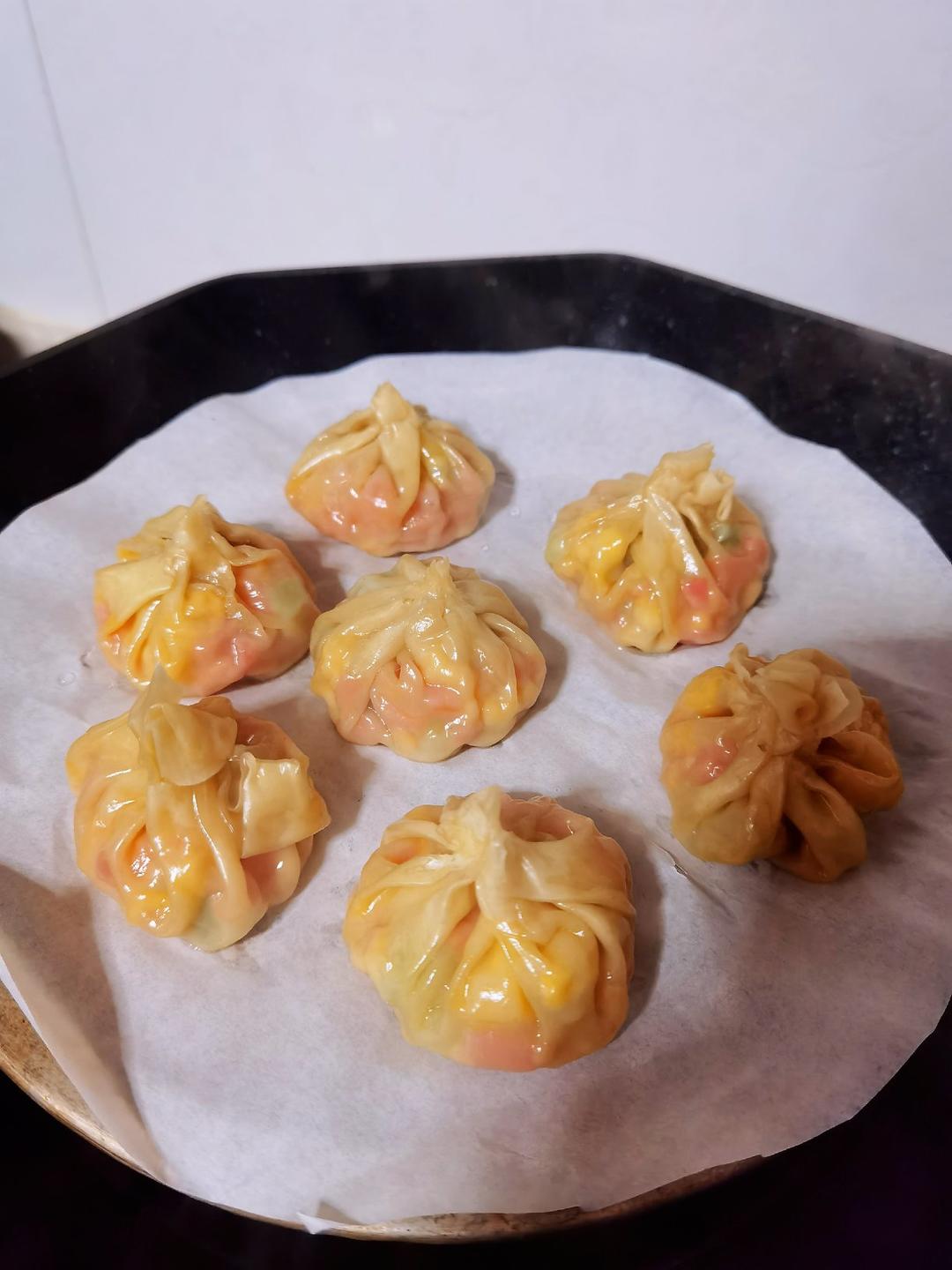 一口一个青椒火腿鸡蛋蒸包