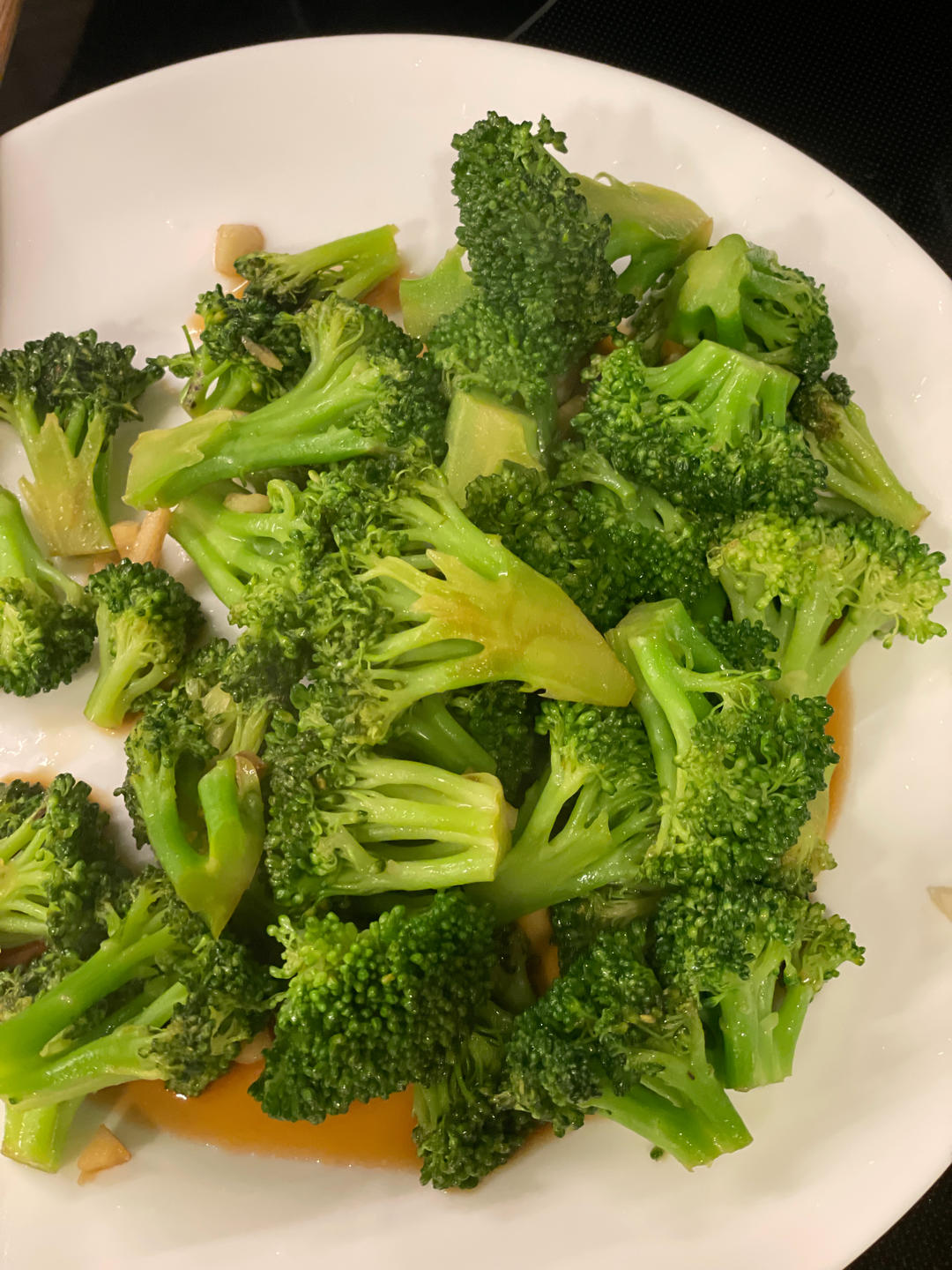 清炒西蓝花，口味清淡，营养价值高