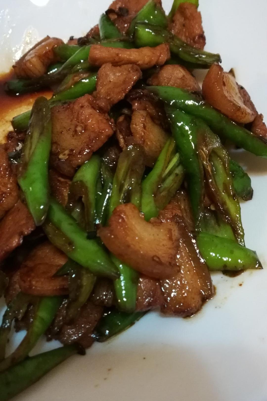 堂妈小厨——辣椒炒肉丝