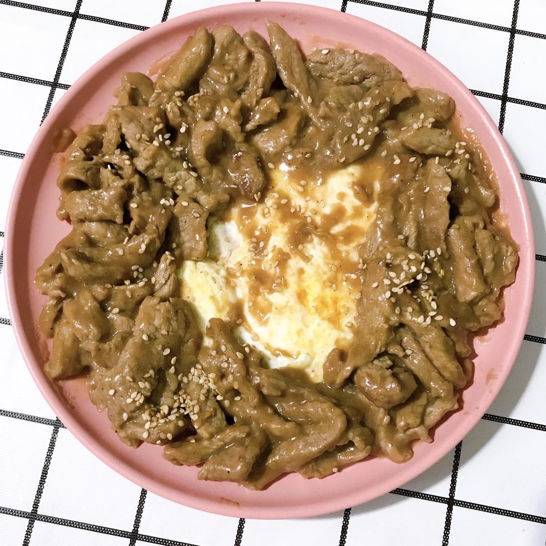 厨房小白白c做的懒人版一一窝蛋牛肉