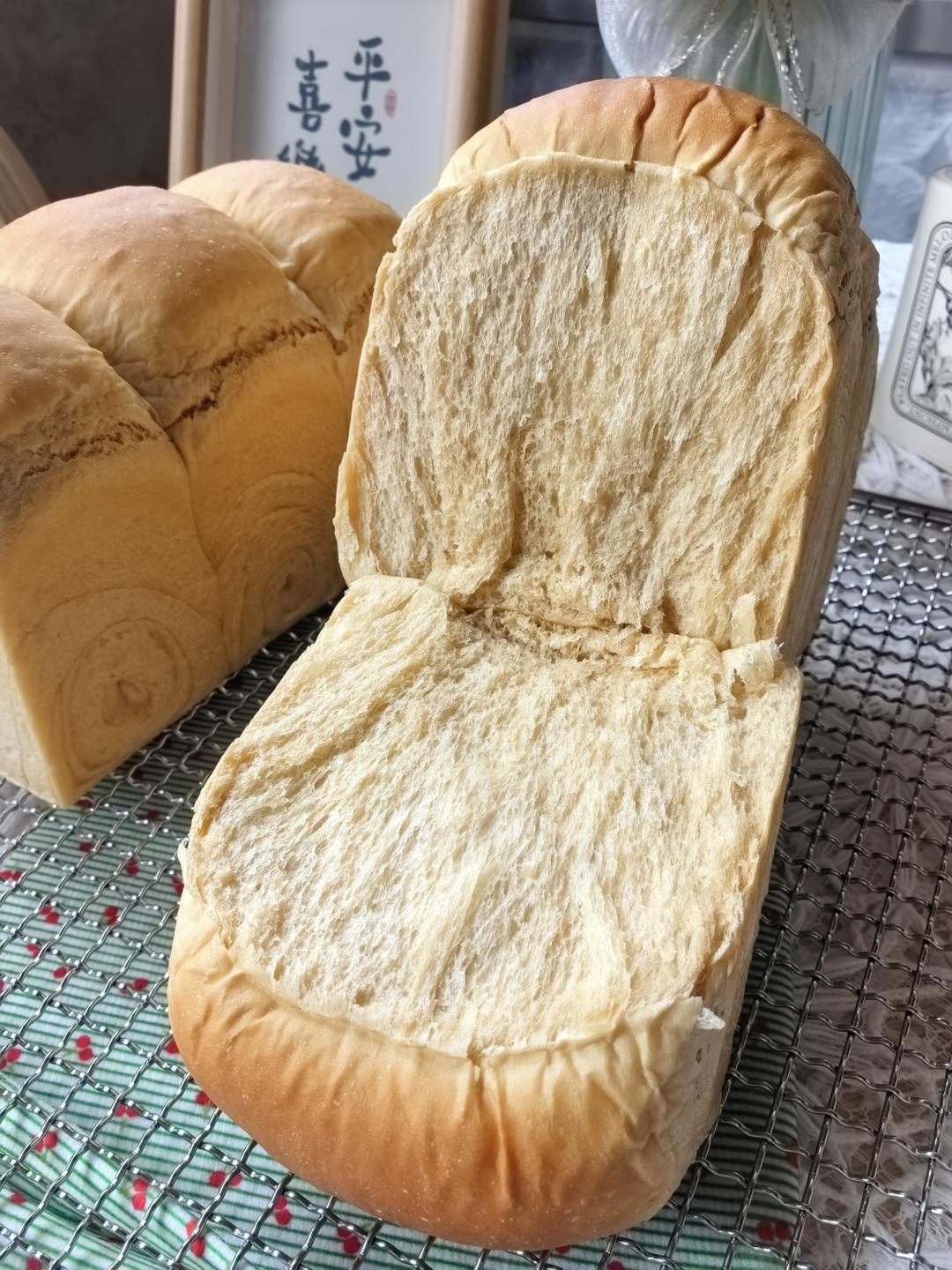波兰种拿铁咖啡吐司🍞