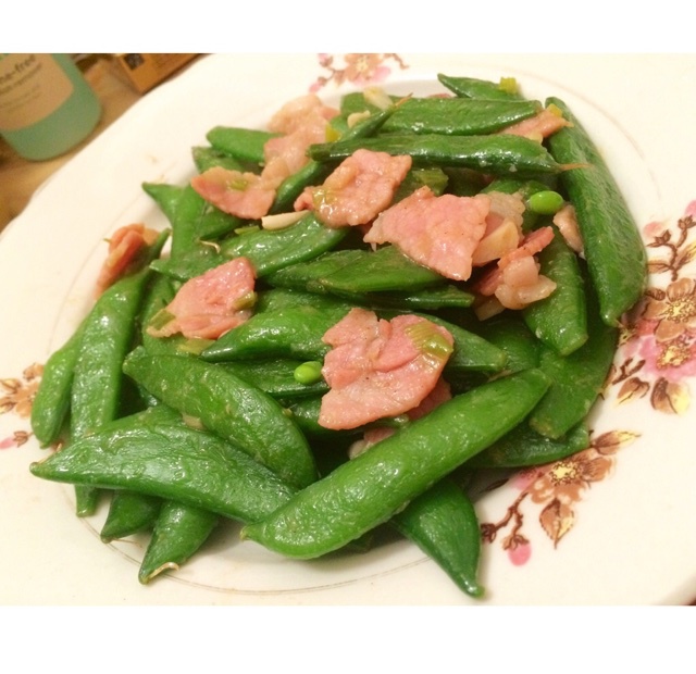 腊味炒甜豆
