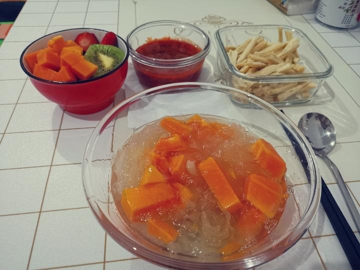 红枣木瓜银耳羹 | 滋润养颜