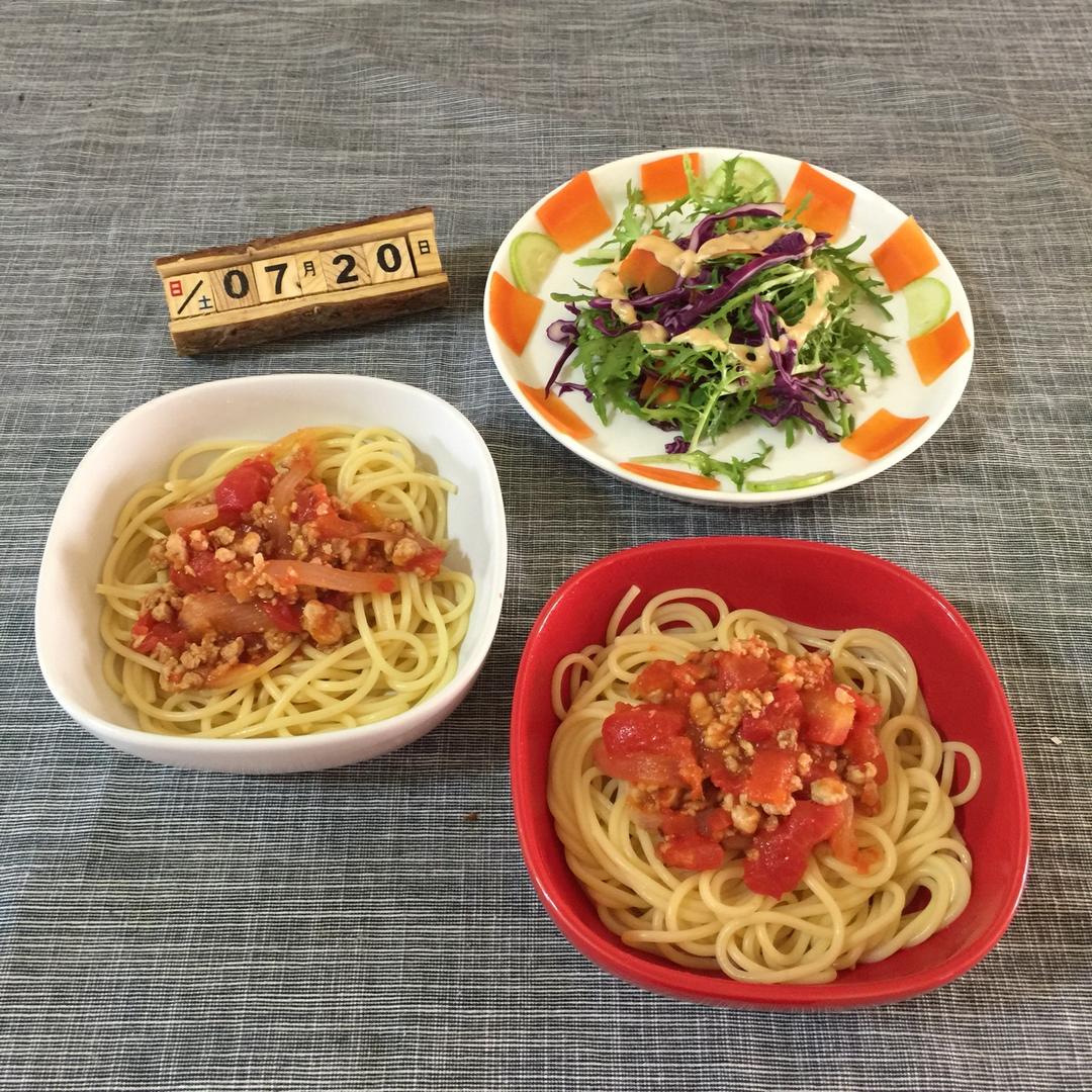 番茄肉酱意大利面