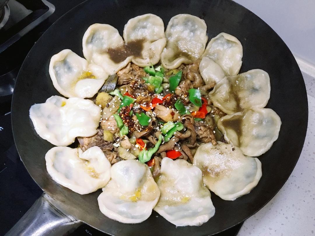 地锅鸡+自制红油【曼食慢语】