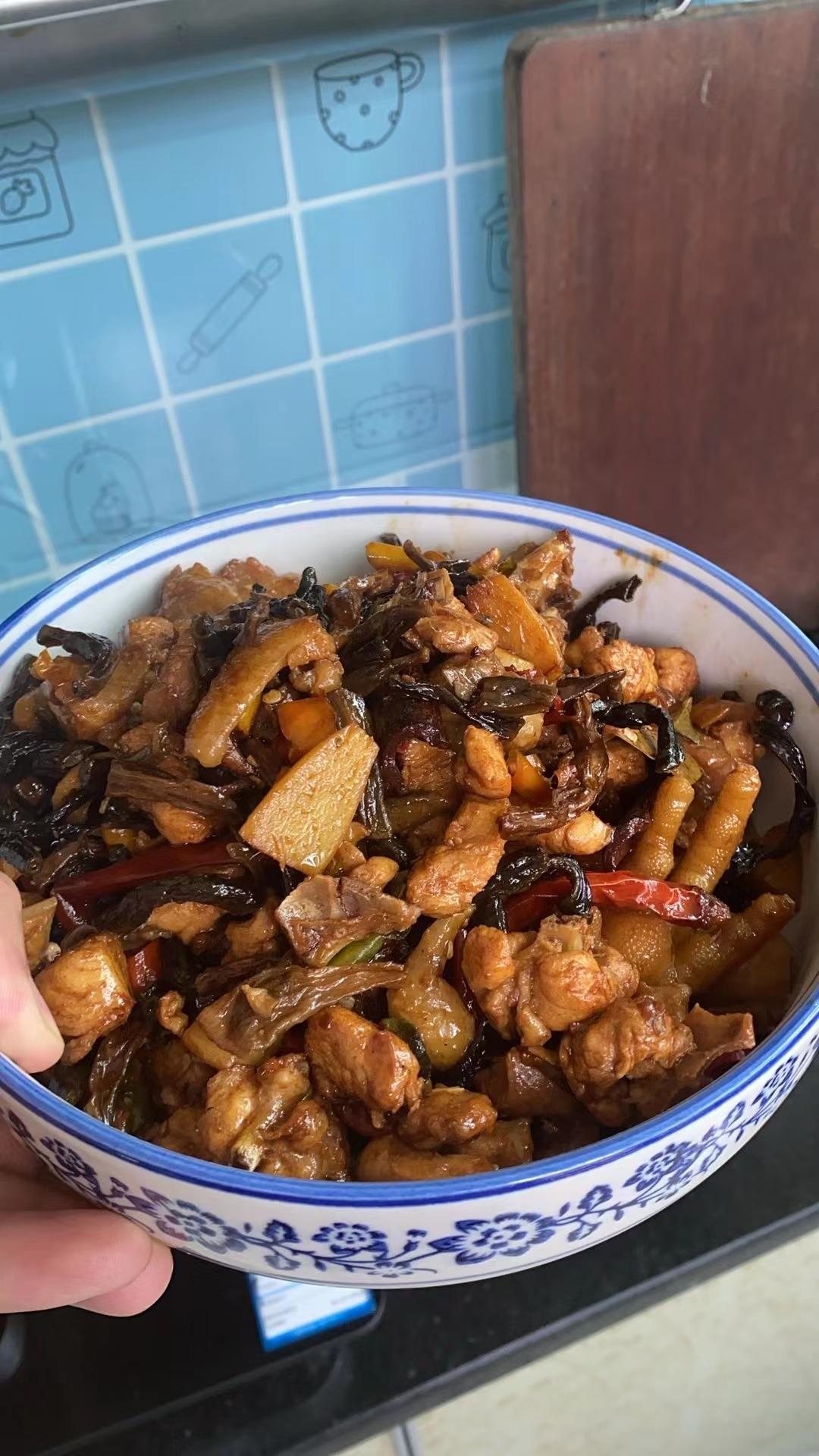 啤酒炖鸡，啤酒烧鸡，啤酒辣子鸡