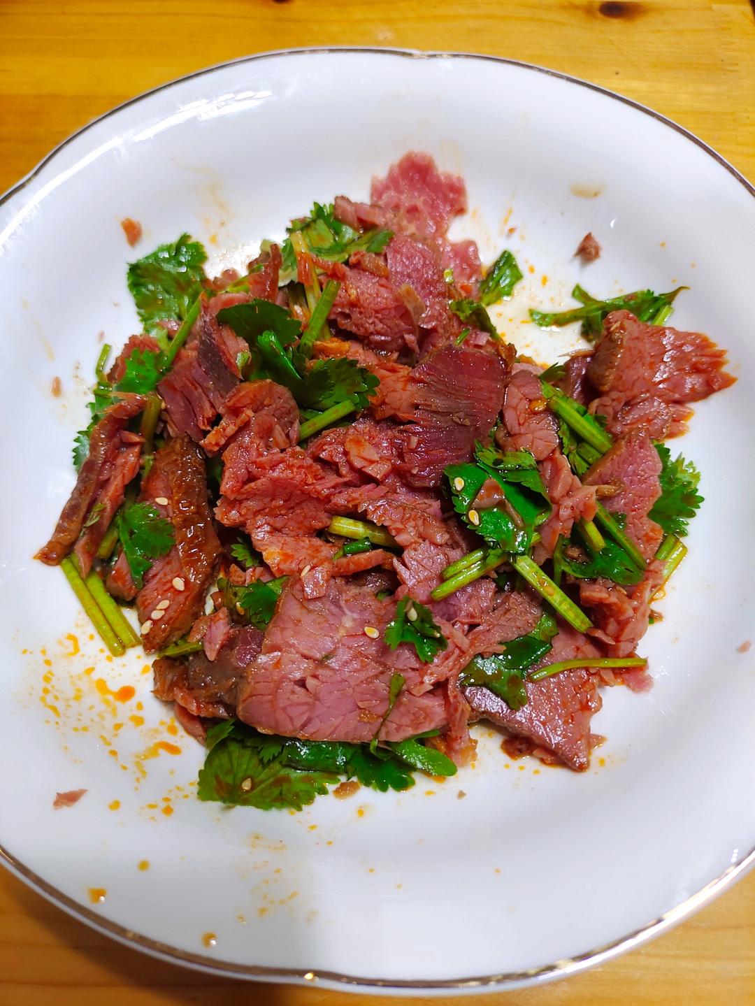 凉拌牛肉