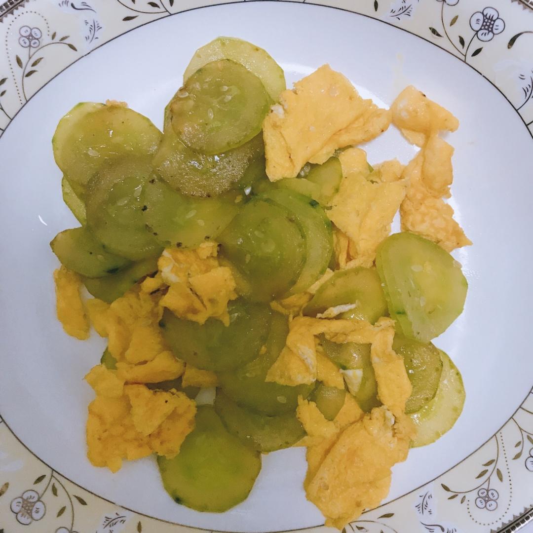 黄瓜炒鸡蛋