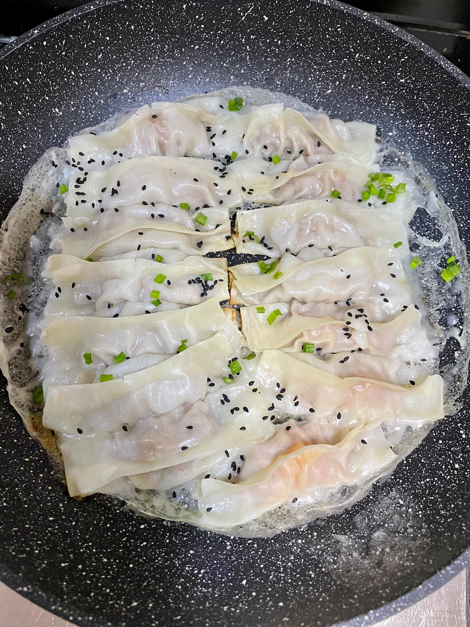 不会失败的冰花锅贴