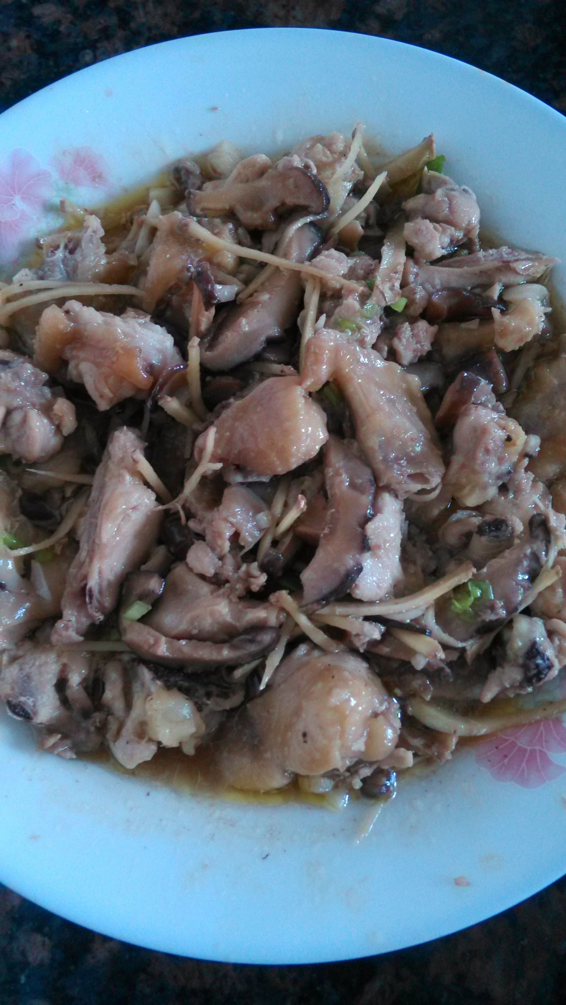 香菇蒸鸡块