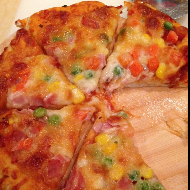 厚底鲜虾培根披萨