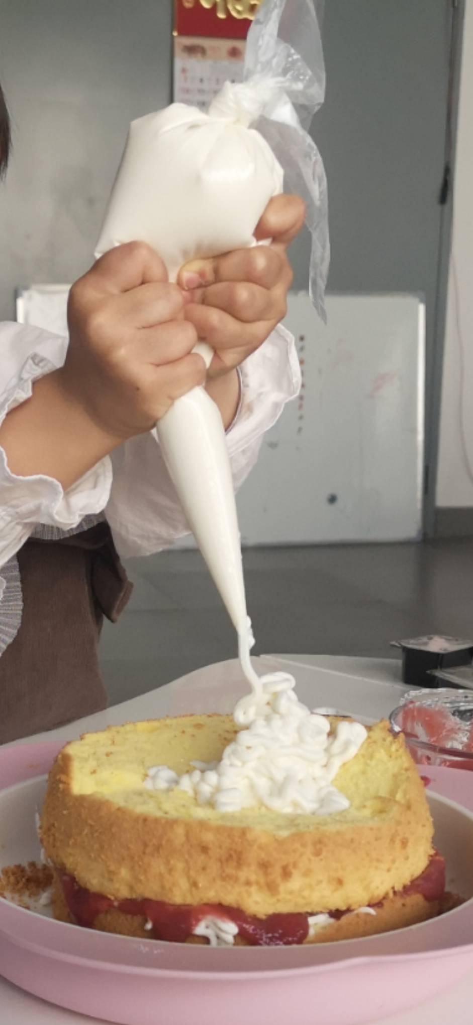 自制奶油奶酪（不用买柠檬汁不用买奶油，都是家里一定有的材料）