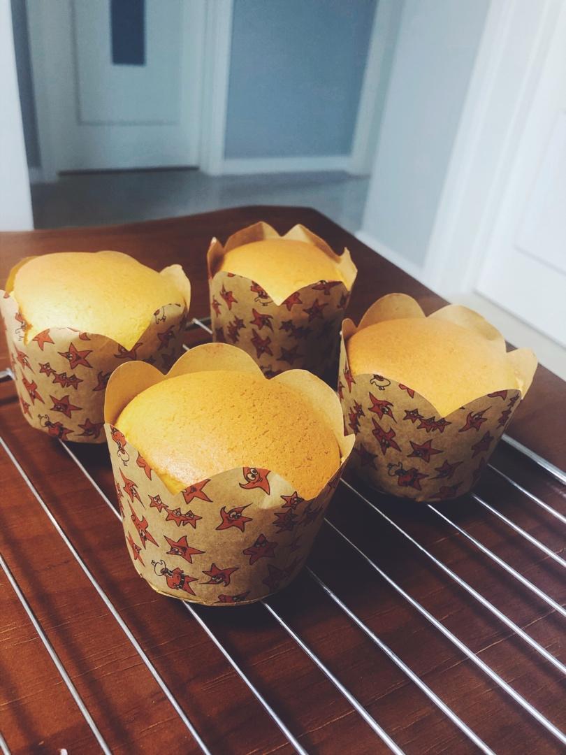 纸杯蛋糕 8寸戚风蛋糕的量