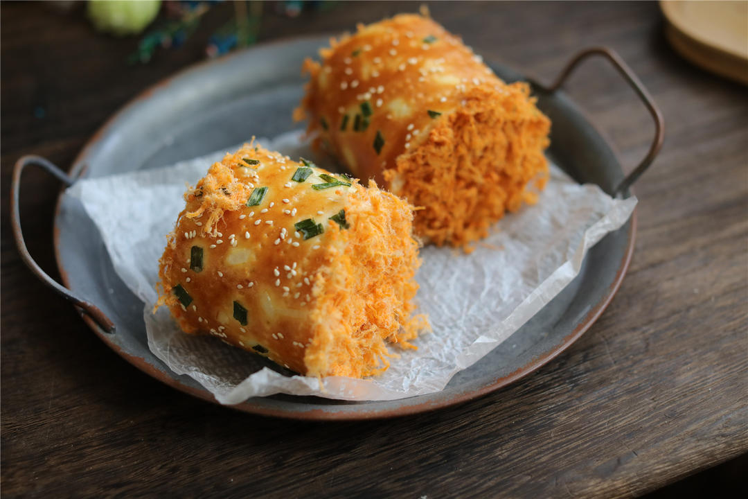 回忆的味道---肉松面包卷