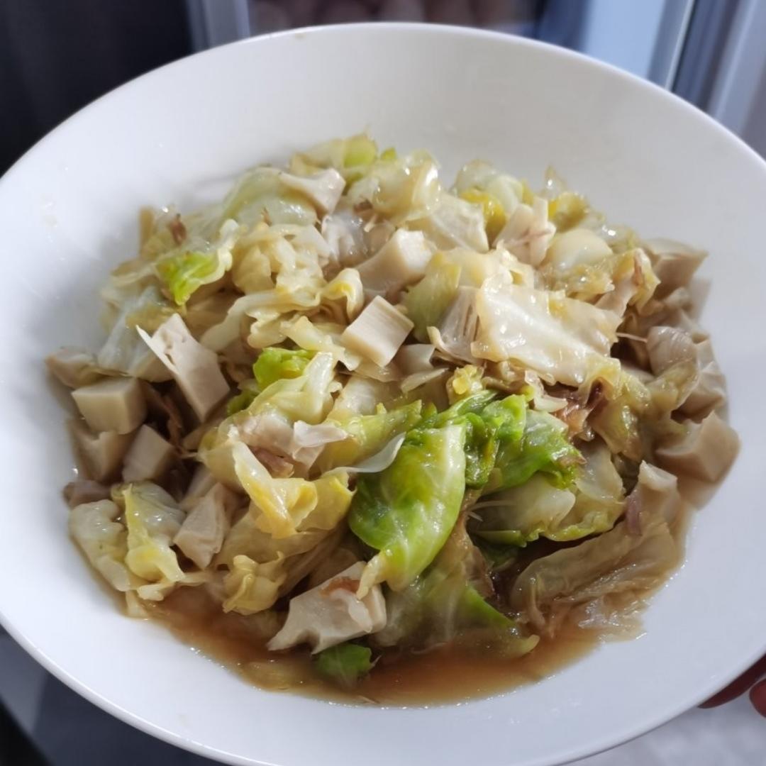 阿婆手撕包菜