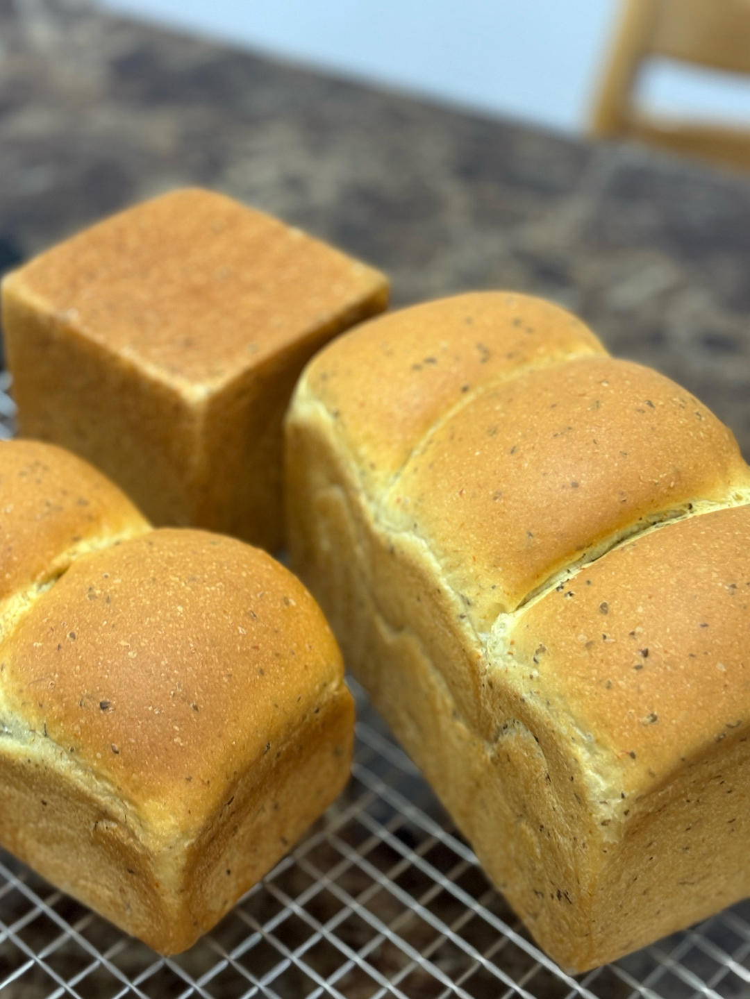 自带花香的玫瑰乳酪吐司