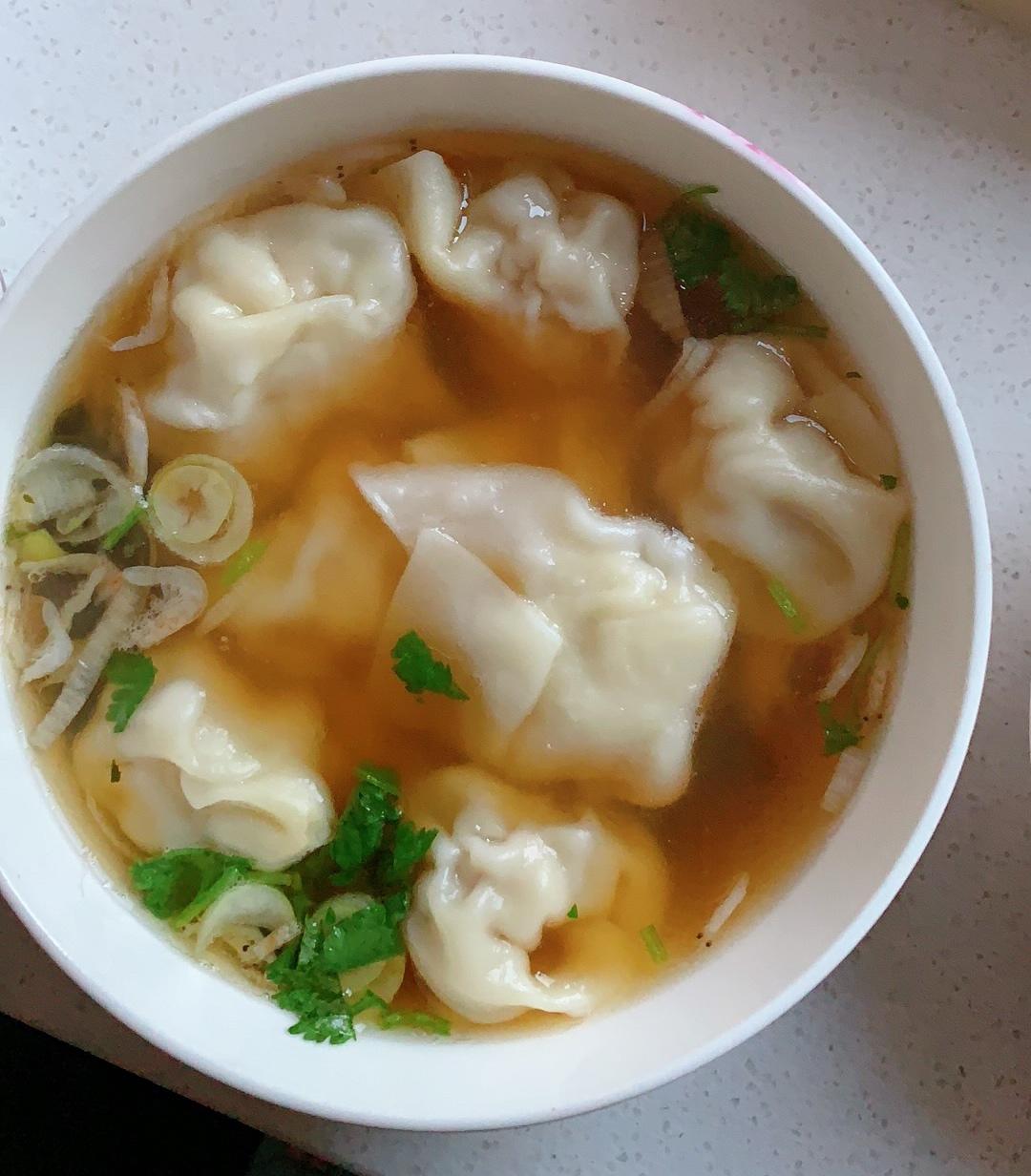 鲜肉馄饨（附包馄饨视频。）