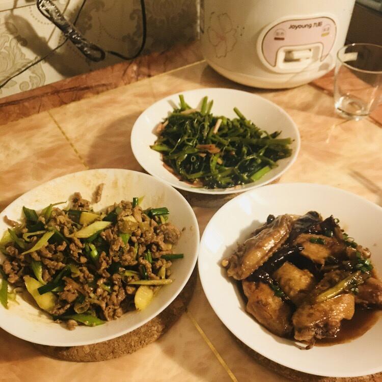停不下来的红烧鸡翅