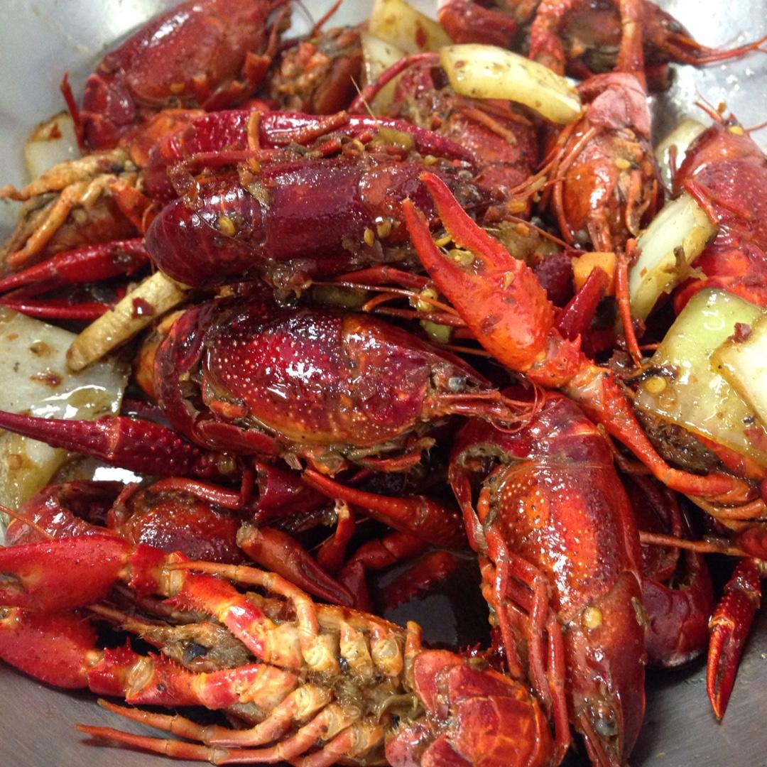香辣小龙虾-超详细处理干净步骤！