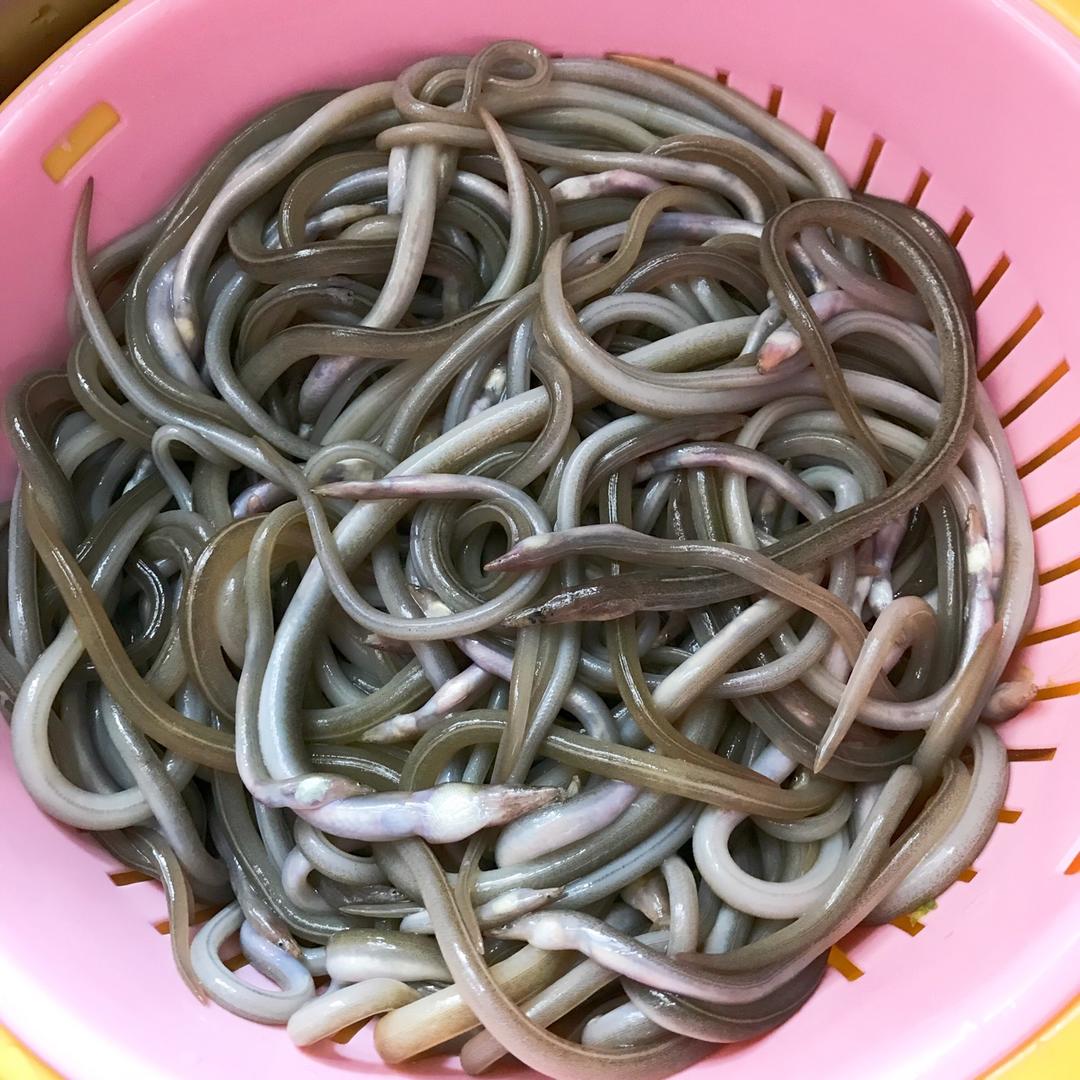 骨气堂排骨饭做的晚餐612018年3月27日