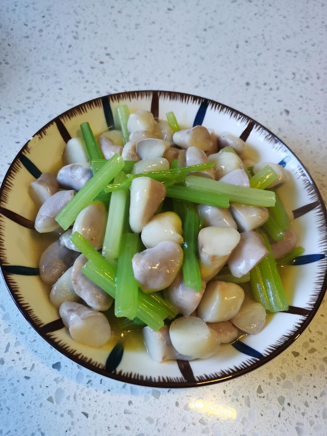 秋天限定时令美食，江南小炒菱角