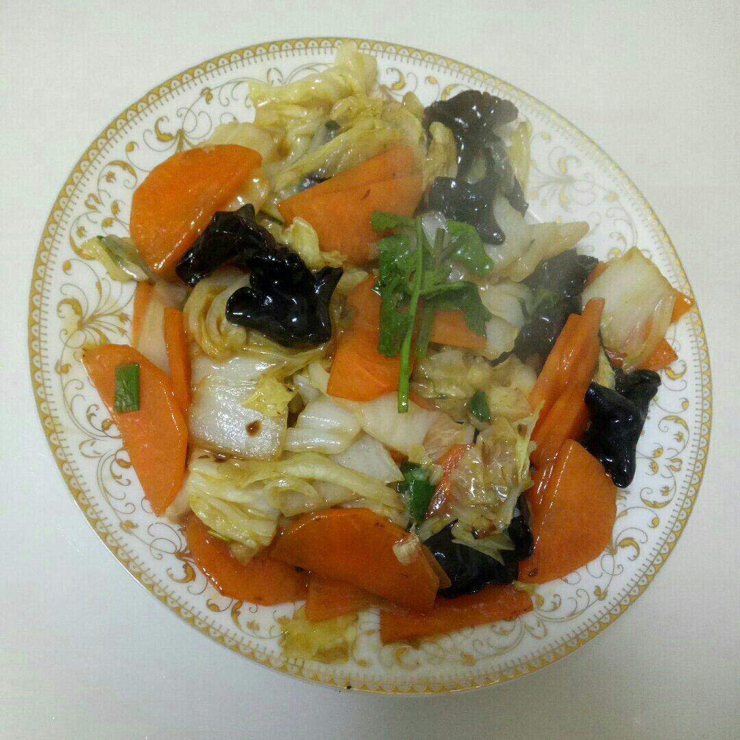 木耳胡萝卜炒白菜