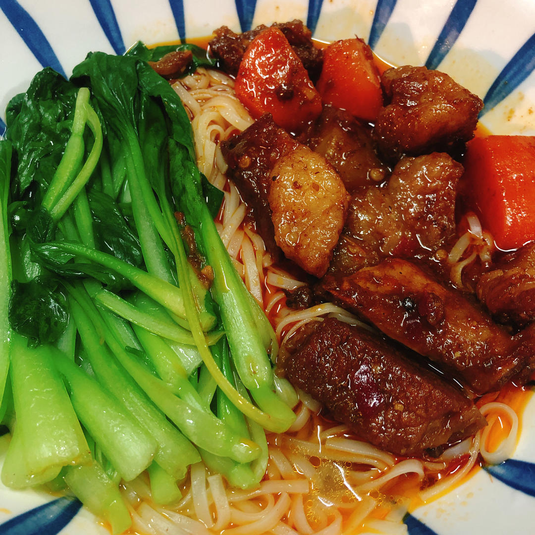 红烧牛腩面
