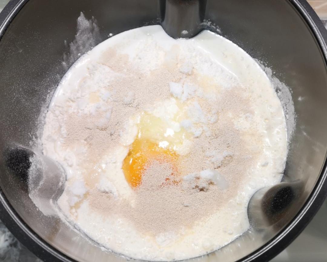 纯奶手撕吐司的做法 步骤1