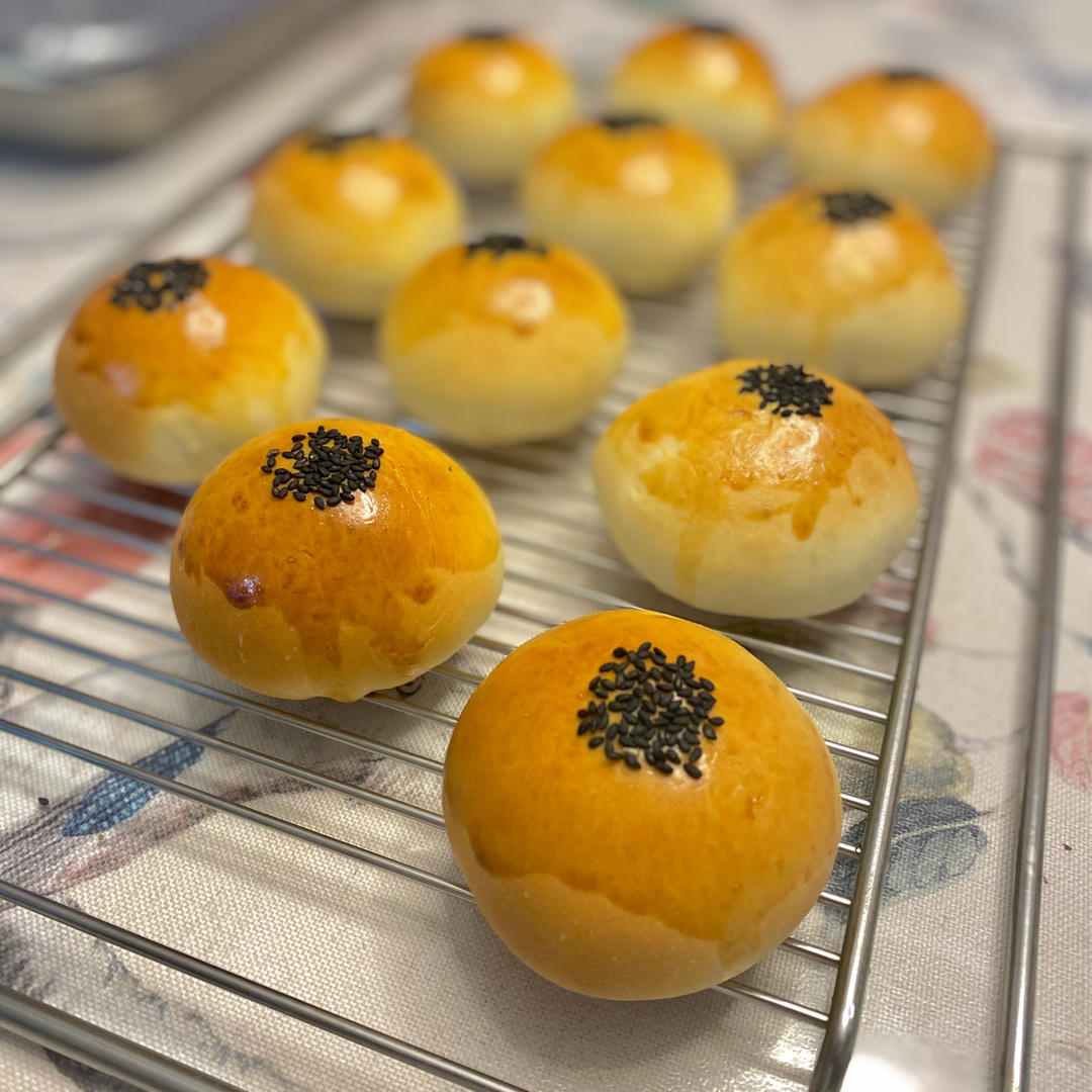 超柔豆沙面包