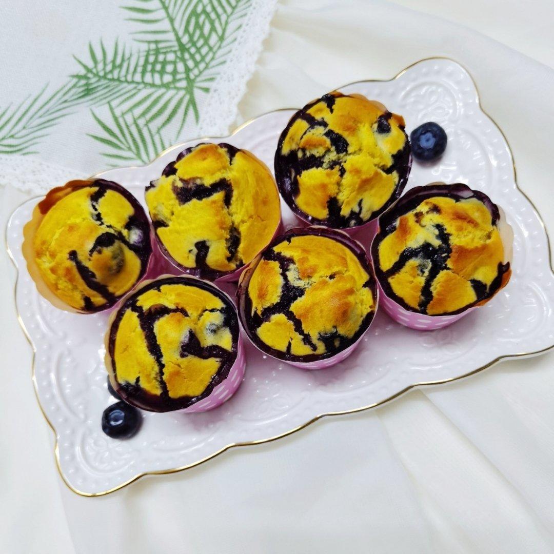 【爆浆蓝莓玛芬蛋糕】搅和几下就爆浆了～Blueberry Muffins～ | Q BAKE