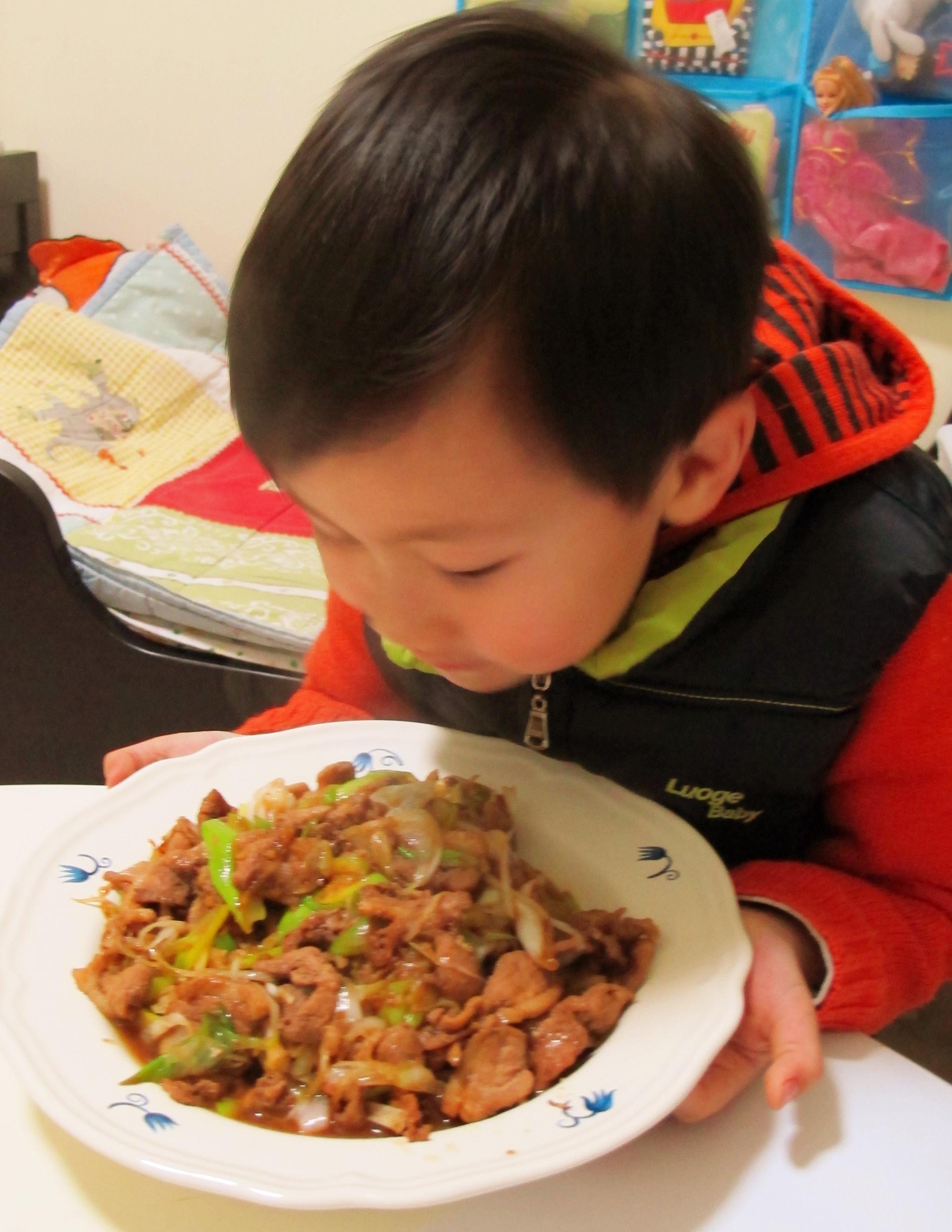 小手做羹汤——宝宝常见健脾养胃类食补处方——葱爆鸭肉的做法