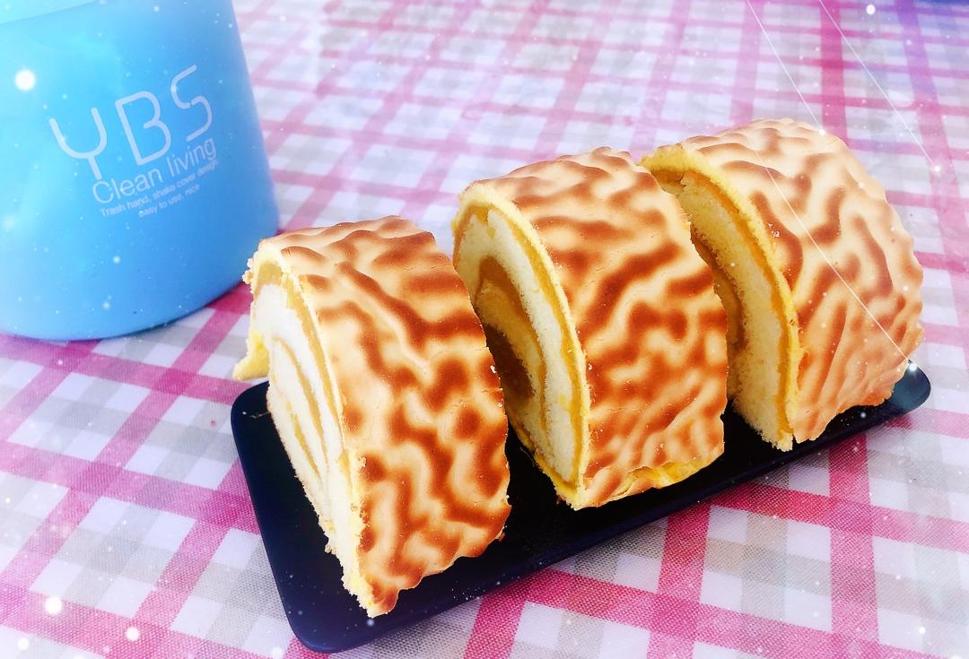 来做漂亮的虎皮蛋糕卷！