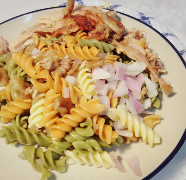 【山姆的厨房】奶香鸡肉蔬菜意面