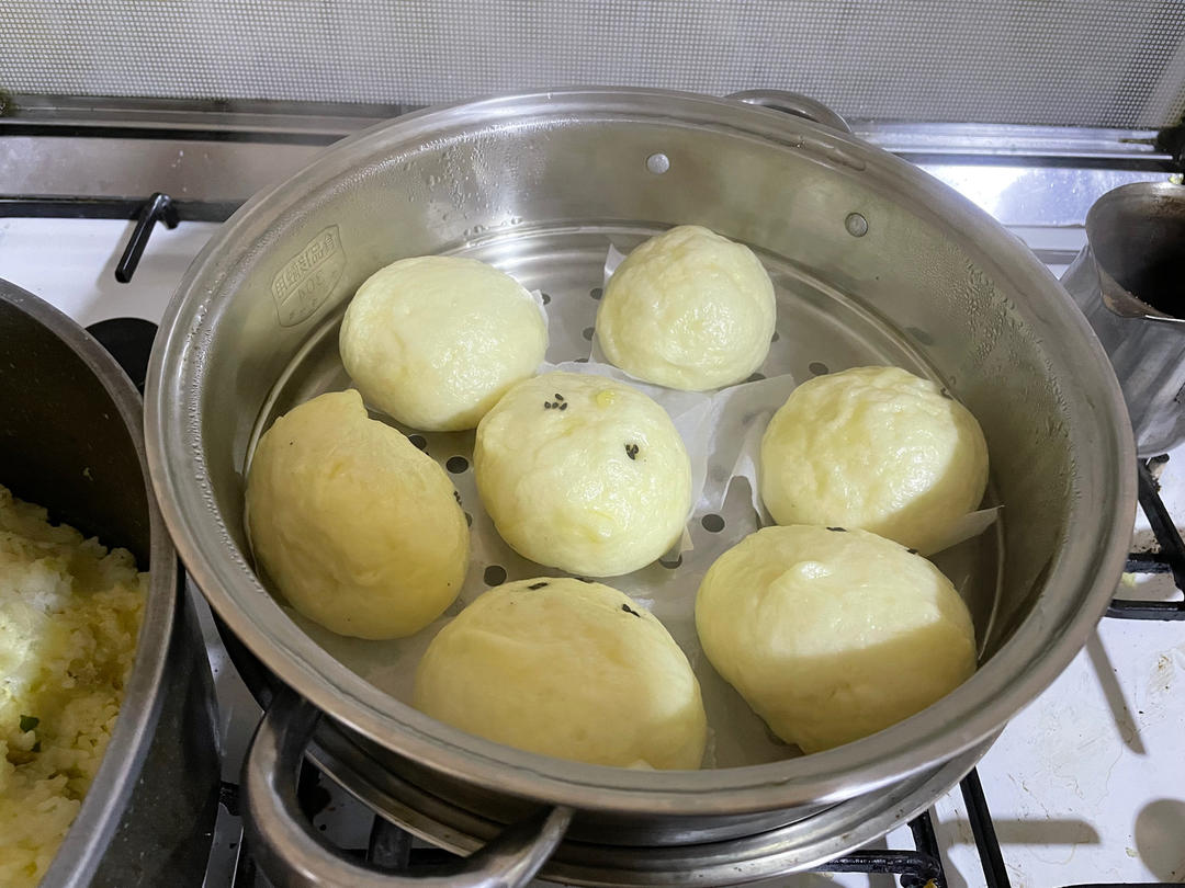 奶黄小餐包-一次发酵超好吃（附快手奶黄馅制作方法）