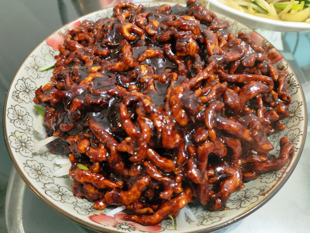 京酱肉丝