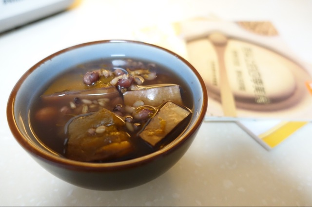 早安，电饭煲版减脂五谷杂粮粥