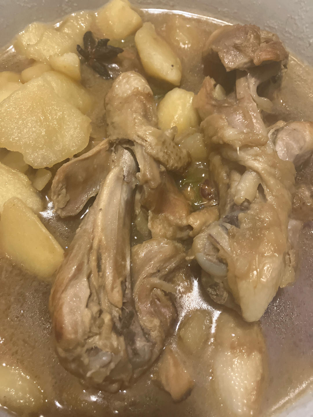 鸡腿炖土豆 上桌秒空盘 汤都喝干了！