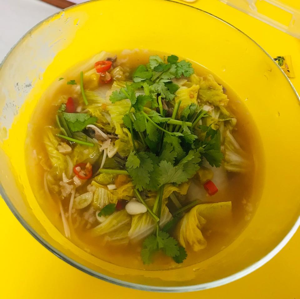 辣过瘾酸汤肥牛土豆粉「厨娘物语」